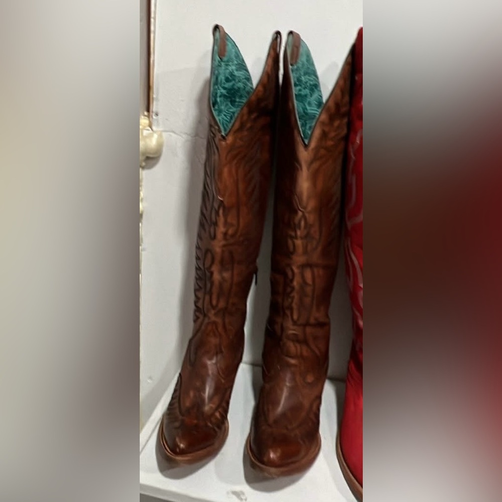 Corral Women's Brown Heeled Boots